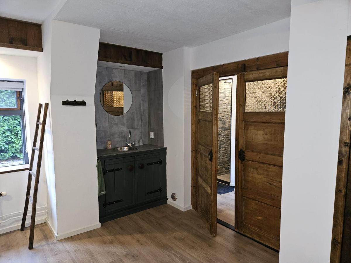 Guesthouse Max Dongen Esterno foto